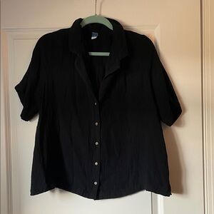 100% Cotton Black Button-Up Short Sleeve Top